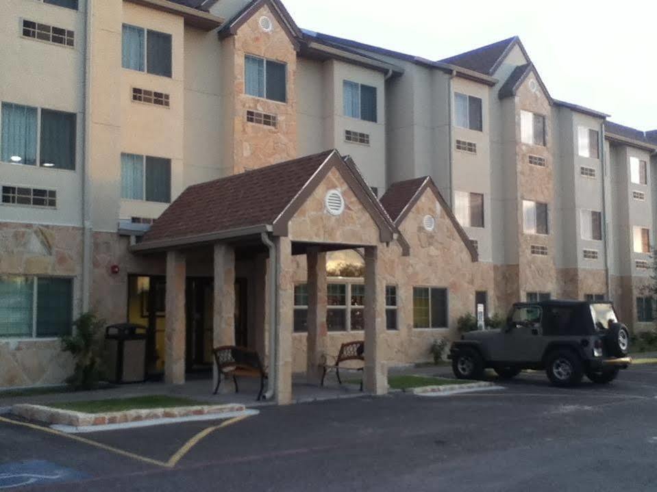 Microtel Inn And Suites Eagle Pass Exterior foto